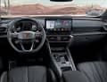 Typisches Cupra-Cockpit: stylisch, modern, wertig, Start-Stopp- und Cupra-Knopf am Lenkrad, 12-Zoll-Infotainment in der Mitte