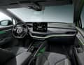 Mensch-Maschine- Schnittstelle: zentraler 13-Zoll- Touchscreen im sportlich eingerichteten RS-Cockpit