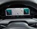 Das Digital-Cockpit ist Serie im Style und bietet verschiedene Ansichten – darunter auch die Navi-Karten-Darstellung (Discover Pro)