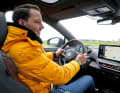 Ja, er macht wirklich Laune: Zum flauschigen Fahrverhalten gesellt sich eine großzügige Verstellmöglichkeit vom DCC-Fahrwerk