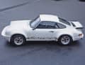 Für den Motorsport: Der 911 Carrera RS 3.0 war 1973 ein zweckmäßiger Rennwagen. Die stilistische Perfektion musste hier hinter der Performance-Idee zurückstehen.