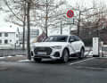 Geladen werden kann der Q3 Sportback Plug-in-Hybrid an der Haushaltssteckdose, an der Wallbox oder an öffentlichen Ladesäulen