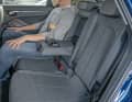 Der Q3 bietet bei nahezu gleicher Kopf- undKniefreiheit ein paar Zentimeter mehr Schulterund Ellenbogenbreite als der A3 Sportback