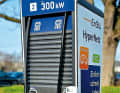 300 kW? Verlockend. Doch lädt unser ID.4 GTX nicht schneller als an einer 150-kW-Säule, vespert sein System doch maximal mit 135 kW