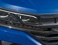 IQ.Light mit diversen Lichtfunktionen und den famosen Matrix- LED-Scheinwerfern für blendfreies Fernlicht kostet 2.050 Euro extra
