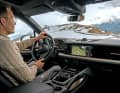 Die neuen Fahrwerke sind fantastisch, die Lenkung sowieso. Die Bandbreite zwischen Komfort und Sportlichkeit ist ab sofort noch größer
