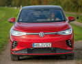 Die Front des ID.5 GTX trägt eine sportlicher designte Schürze