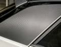 Für 845 Euro bringt das „Black Style“-Paket auch eine Folienbeklebung in Carbon-Optik mit