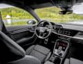 Audi-typisch klar gegliedert und übersichtlich gezeichnet ist der Armaturenträger