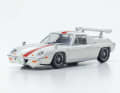 In Weiß mit passenden Minilite-Felgen und einem großen Heckflügel rollt der Lotus Europa aus dieser Serie aus der Box Foto: Werk