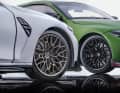 Der furiose 550-PSMotor steckt in beiden 1:18-Modellen, die Minichamps von M3 CSL und M4 CS in 1:18 entwickelt hat – mit brachialer Detailverliebheit