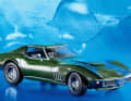 Der vorwiegend silberne Zierrat des Corvette-Coupés von Norev in 1:18 kontrastiert gut mit der dunklen Lackierung