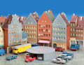 Das Runde im Eckigen: In der typischen Altstadtkulisse setzt Wikings Rundgarage gekonnt architektonische Akzente