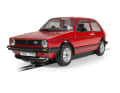 Der zweite Kompakt-Renner von Scalextric stammt aus Wolfsburg: Der erste VW Golf GTI kommt als 1:32-Modell für die Autorennbahn.