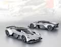 Satte 1155 PS haben beim Aston Martin Valkyrie leichtes Spiel mit nur 1435 Kilogramm Gewicht. Maisto/Bauers 1:18er wirkt so spektakulär wie das Original