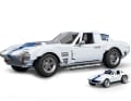 Während der SL in der Premium-Serie erscheint, gibt es von Hot Wheels Elite den Brick-Bausatz der Racing-Corvette aus den Sechzigern ] Foto: Mattel