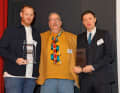 Christoph Krombach, Andreas A. Berse und Max Lang bei der Preisübergabe (von links).