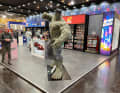 Starker Auftritt: Hulk auf dem gemeinsamen Stand von Majorette und Jada Toys ] Foto: Hell Sinki