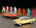 Commodore und Consul von Touring Modelcars in 1:18  machen nicht nur in der Discobeleuchtung eine gute Figur