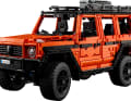 Eine G-Klasse ist ohnehin schon alles andere als dezent. Das Orange des Lego-Kits macht das 1:12-Modell noch auffälliger. ] Foto: Werk