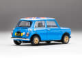 Das Sondermodell des Mini 1000 ist hellblau lackiert und rollt auf zweifarbigen Leichtmetallfelgen aus der Sammlerbox ] Foto: Werk