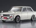 Dieser Kit hat den Nissan Bluebird der vierten Generation (1967 bis 1972) zum Vorbild und kommt als 1600 SSS mit zusätzlichem Frontspoiler in 1:24 ] Foto: Hasegawa