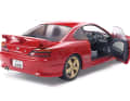 Weil Solido die Türen beweglich umsetzen wird, ist das Interieur der Nissan Silvia in 1:18 besonders fein nachgebildet worden