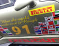 Auf den Türen des Resinemodells in der Baugröße 1:18 fällt die Dekoration der Neuheit umfangreich aus ] Foto: Ignition Model