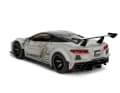 Ebenfalls gut getroffen sind die Proportionen der 1:24-Corvette aus Die Cast mit Wideboy-KIt von Liberty Walk ] Foto: Werk