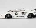 Ein Legostein könnte kaum kantiger sein. Der Liberty-Lamborghini wirkt auch in der Seitenansicht extrem! ] Foto: Werk
