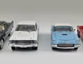 Chrysler 300C, Ford Thunderbolt Super Stock Drag Car, T-Bird und Mustang (von links) glänzen in 1:18 mit Top-Finessen