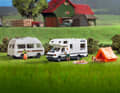 In den Achtzigern kam das Reisemobil bei Wiking zu Ehren. Hier der Sven Hedin auf Volkswagen LT und der VW Colorado auf T4 im Maßstab 1:87.