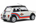 Auch beim Mini Cooper in 1:18 gilt: Ein schöner Rücken kann entzücken!