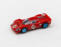 Die rote Nummer 26 komplettierte 1967 den Dreifachsieg von Ferrari als Drittplatzierter in Daytona und ist eine von beiden Startversionen in H0. ] Foto: beeweephoto