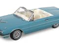In Blaumetallic war der ‘66 T-Bird der automobile Star in dem Film „Thelma & Louise“. Jetzt kommt er in 1:18 von KK-Scale.