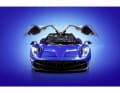 Die Flügeltüren des Pagani Huayra von Carson Modelsport sind beweglich ausgeführt
