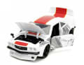 Das Die-Cast-Modell des Mazda RX-3 kommt bei Jada Toys mit beweglichen Türen und Hauben in 1:24