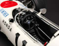 Für 28.995 Dollar darf der solvente Käufer beim F1-Boliden in Ivoryweiß auch ein paar gelungene Details erwarten ] Foto: Honda