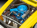 Unter der Motorhaube versteckt sich beim Plastikbausatz von Revell der beim Original sieben Liter große V8-Motor ] Foto: Werk