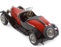 Sowohl der schwarzrote Bugatti T44...