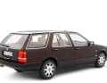 Laudoracing Models hält die News auch in Bordeauxmetallic parat. Der 1:18er hat ein Glasschiebedach an Bord. ] Foto: Laudoracing Models