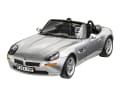 Ebenfalls mit Pinsel und Farben startet das 1:24-Set zum BMW Z8 aus "The World is not enough"