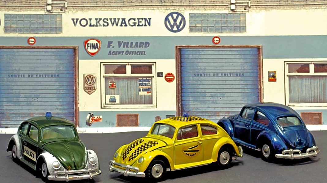 VW-Vitrine: Käfer-Modelle aus Israel - Kibbutz-Käfer