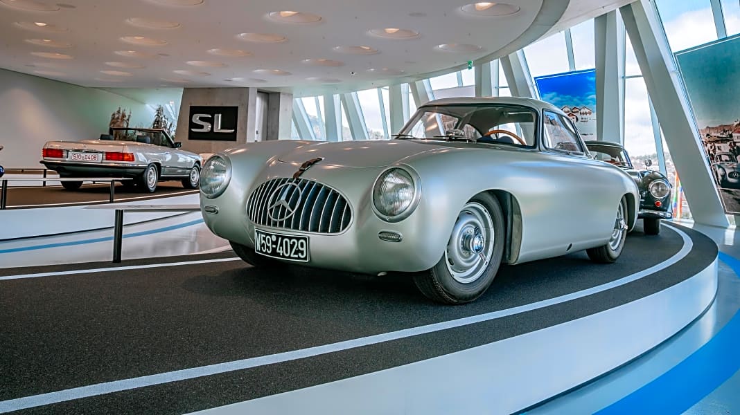 Mercedes-Benz feiert seine Legende SL im Stuttgarter Museum