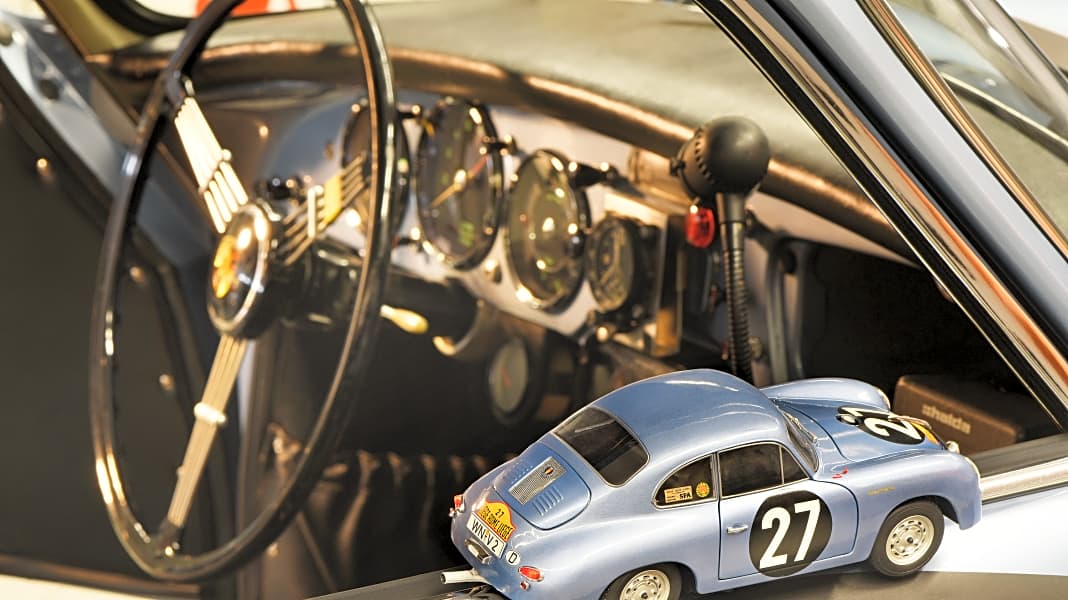 ’57 Porsche 356 V2 von Schuco in 1:18 – Strählender Held