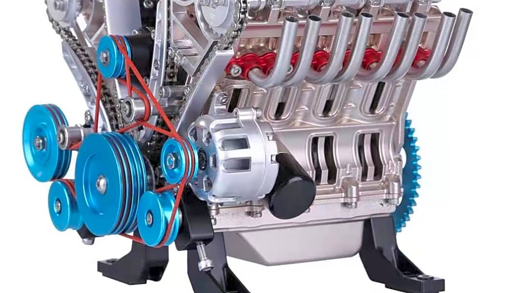Revell bringt neue Motorenbausätze aus Metallteilen heraus – inklusive V8