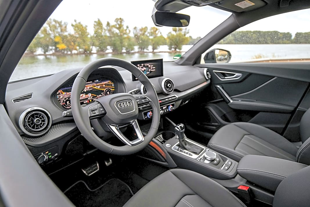 Wie von Audi gewohnt ist der Instrumententräger auch im Q2 übersichtlich und ergonomisch ausgerichtet