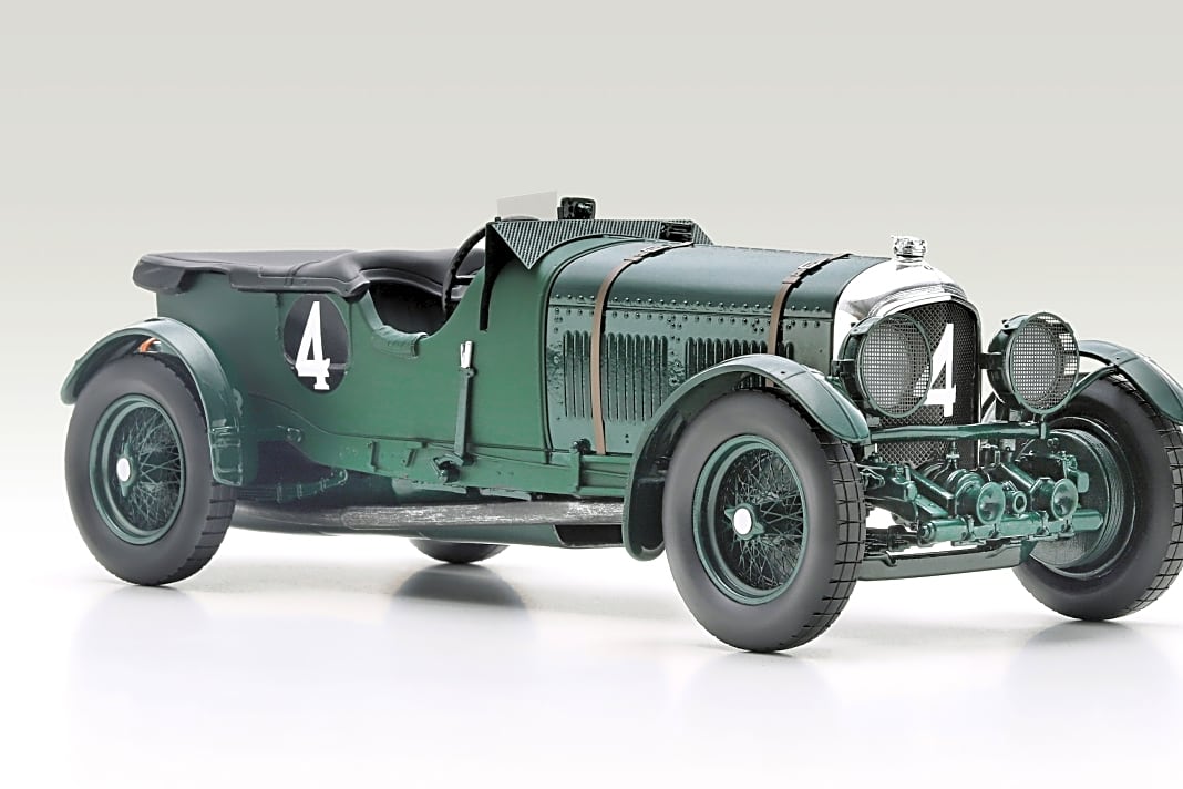 ’30 Bentley Speed Six von Spark Model in 1:18