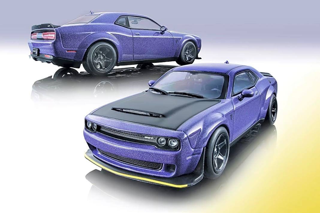 Solidos Dodge Challenger in 1:43 kombiniert wie das Original einen bulligen Gesamteindruck mit vielen rassigen Details