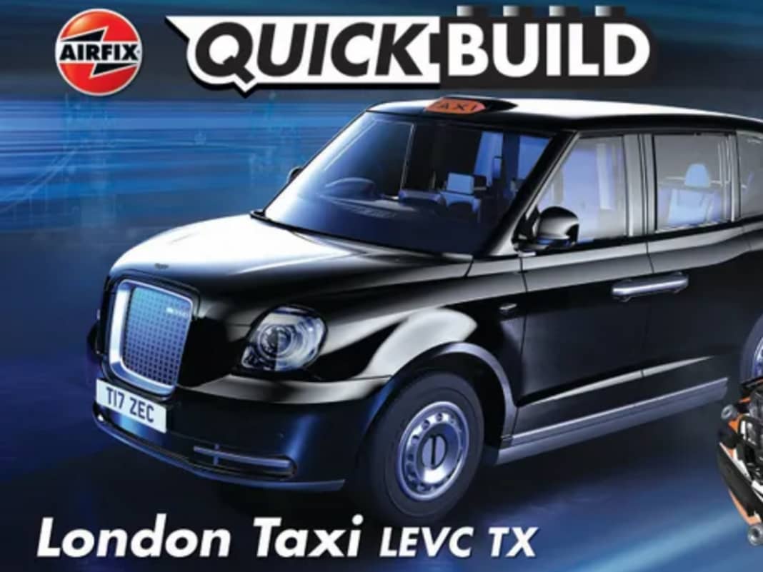 Airfix baut seine Quickbuild-Serie mit britischen Kult-Autos weiter aus